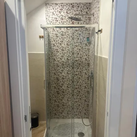 Attic Πανσιόν Νάπολη