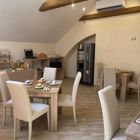 Attic Affittacamere