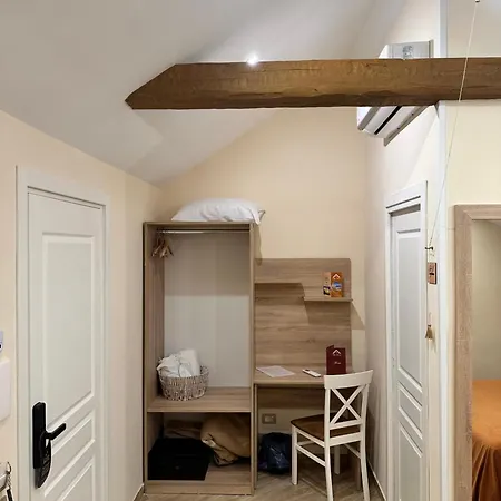 Attic 招待所 那不勒斯
