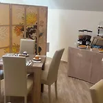 Casa de hóspedes Attic 4*