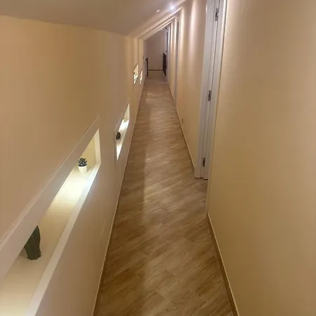 Attic ゲストハウス ナポリ